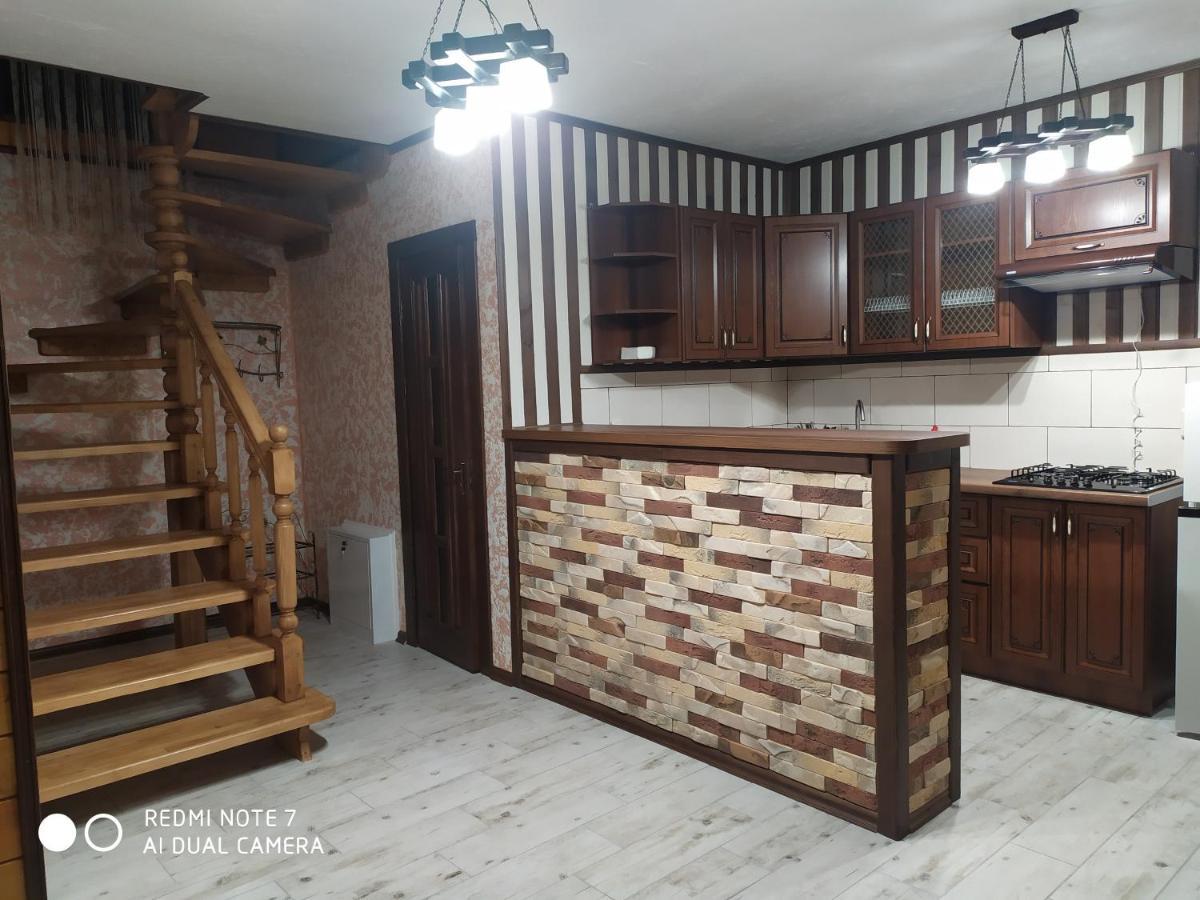 Котедж Кресаня Mykulychyn Ngoại thất bức ảnh
